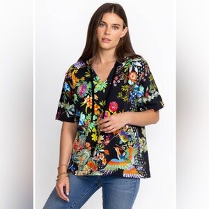 Johnny Was Black Dreamer Short Sleeve Notched Pullover Women’s Small